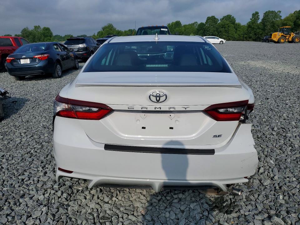 Продаж на аукціоні авто 2022 Toyota Camry, vin: 4T1G11AK2NU024782, номер лоту: 59319686