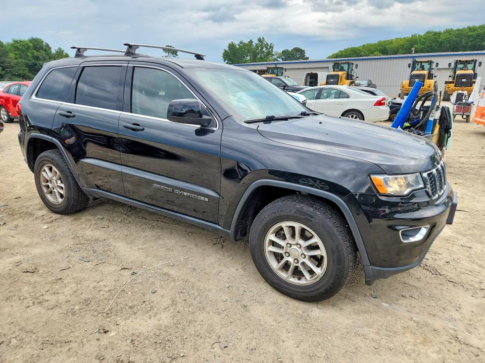 60161876 :رقم المزاد ، 1C4RJFAG3JC280385 vin ، 2018 Jeep Grand Cherokee مزاد بيع