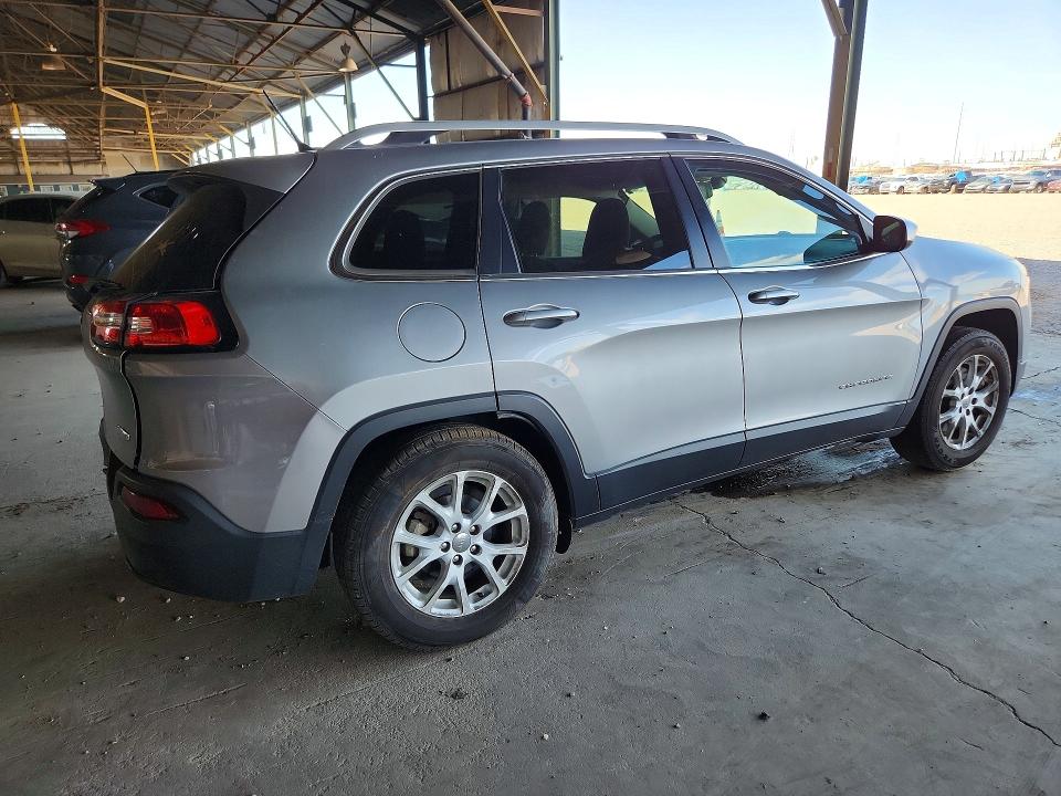85977515 :رقم المزاد ، 1C4PJLCB8GW281322 vin ، 2016 Jeep Cherokee مزاد بيع