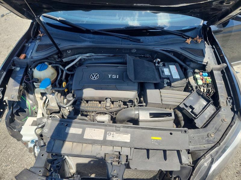 61409736 :رقم المزاد ، 1VWBT7A30FC047549 vin ، 2015 Volkswagen Passat مزاد بيع