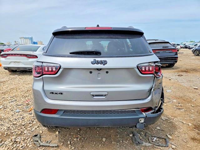 60246556 :رقم المزاد ، 3C4NJDBB0MT593103 vin ، 2021 Jeep Compass مزاد بيع