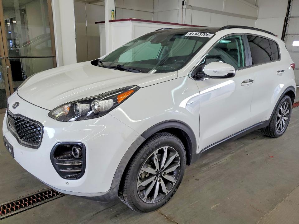 Продажа на аукционе авто 2018 Kia Sportage, vin: KNDPNCAC3J7389204, номер лота: 61043796