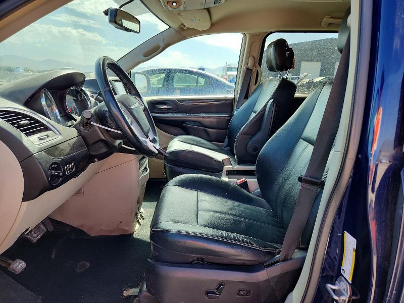 60754156 :رقم المزاد ، 2C4RC1BG6FR677437 vin ، 2015 Chrysler Town & Country مزاد بيع