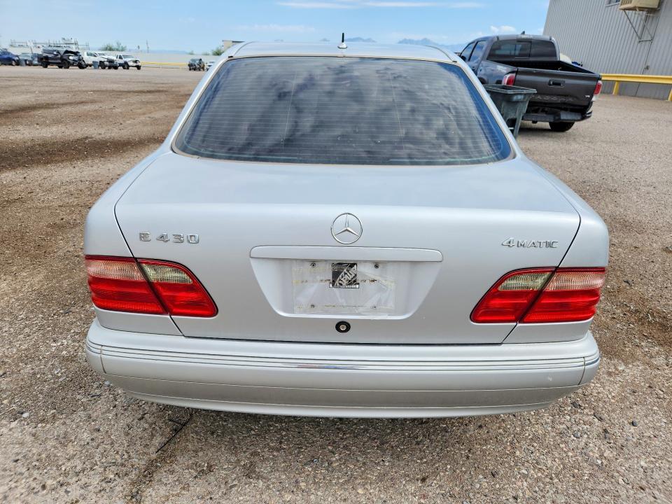 2000 Mercedes-benz E მანქანა იყიდება აუქციონზე, vin: WDBJF83J6YX034323, აუქციონის ნომერი: 61947786
