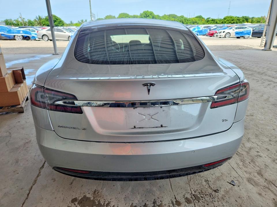 Продаж на аукціоні авто 2017 Tesla Model S, vin: 5YJSA1E19HF184686, номер лоту: 61179396