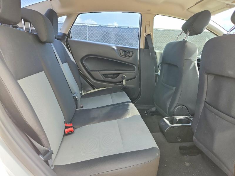 58357626 :رقم المزاد ، 3FADP4AJ0HM152810 vin ، 2017 Ford Fiesta مزاد بيع