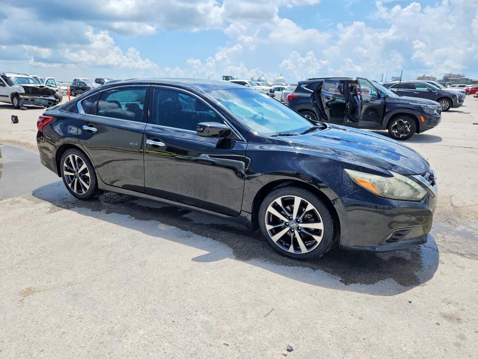 2017 Nissan Altima მანქანა იყიდება აუქციონზე, vin: 1N4AL3AP4HC123731, აუქციონის ნომერი: 60024176