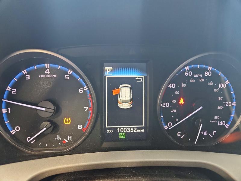 Aukcja sprzedaży 2018 Toyota Rav4, vin: 2T3RFREV6JW815783, numer aukcji: 62502866