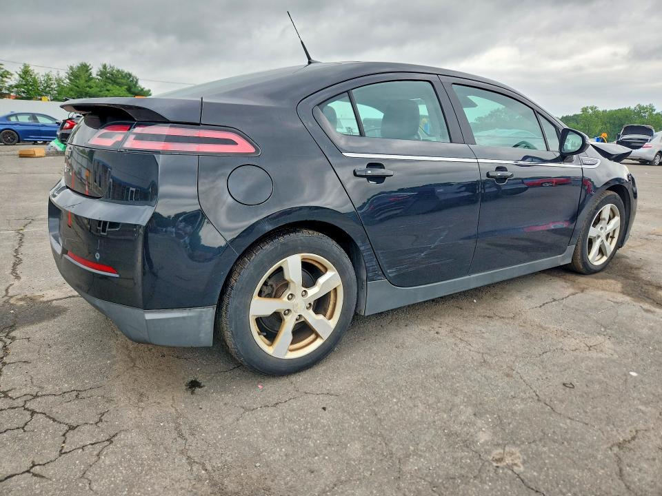 62041866 :رقم المزاد ، 1G1RB6E4XDU103076 vin ، 2013 Chevrolet Volt مزاد بيع