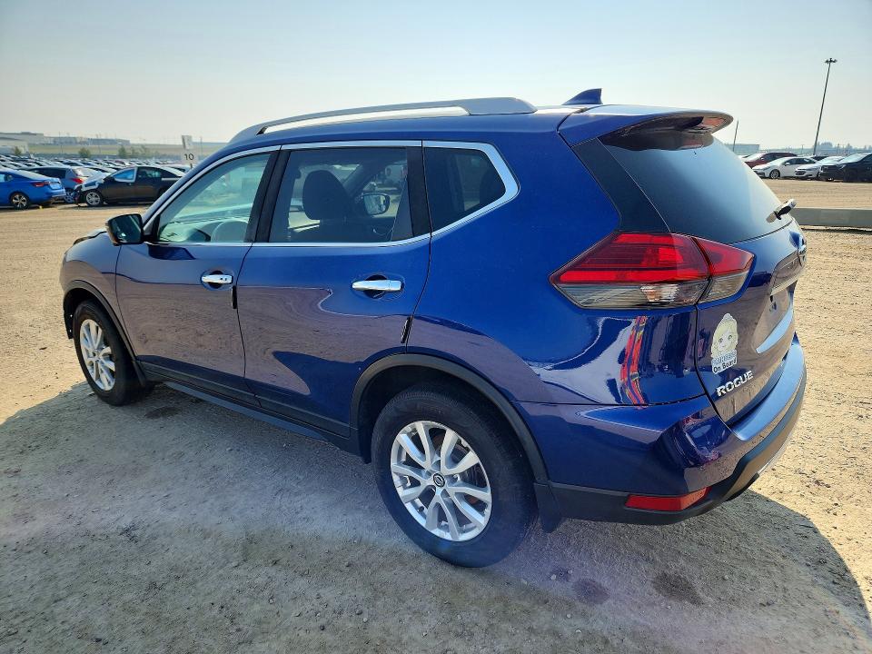 62004466 :رقم المزاد ، 5N1AT2MV4HC744090 vin ، 2017 Nissan Rogue مزاد بيع