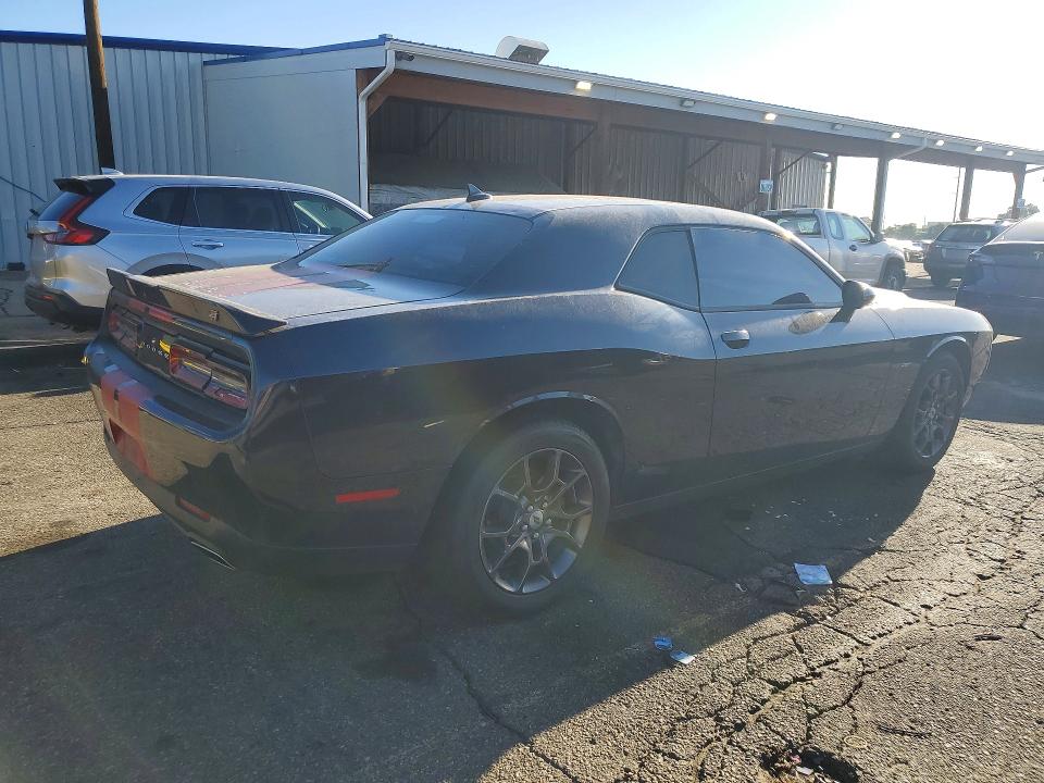 57241326 :رقم المزاد ، 2C3CDZGG2JH257252 vin ، 2018 Dodge Challenger مزاد بيع