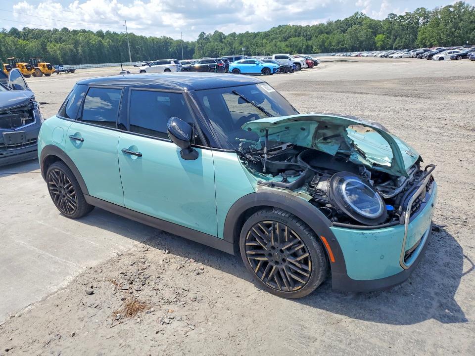 Продажа на аукционе авто 2025 Mini Cooper, vin: WMW53GD04S2W47800, номер лота: 60257306