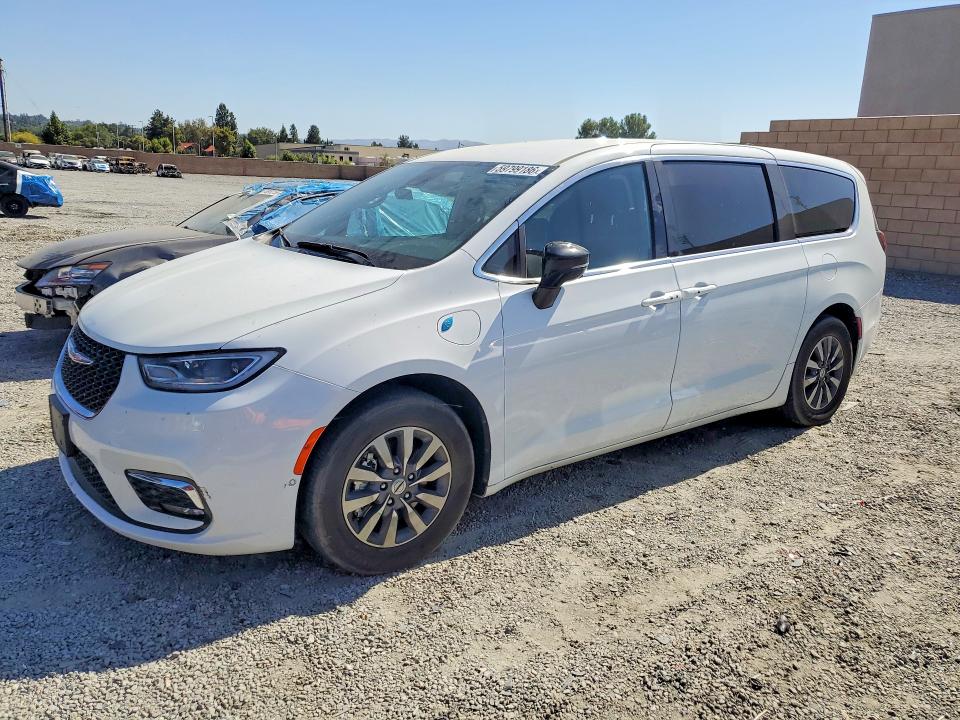 Продажа на аукционе авто 2025 Chrysler Pacifica, vin: 2C4RC1S70SR500201, номер лота: 59799186