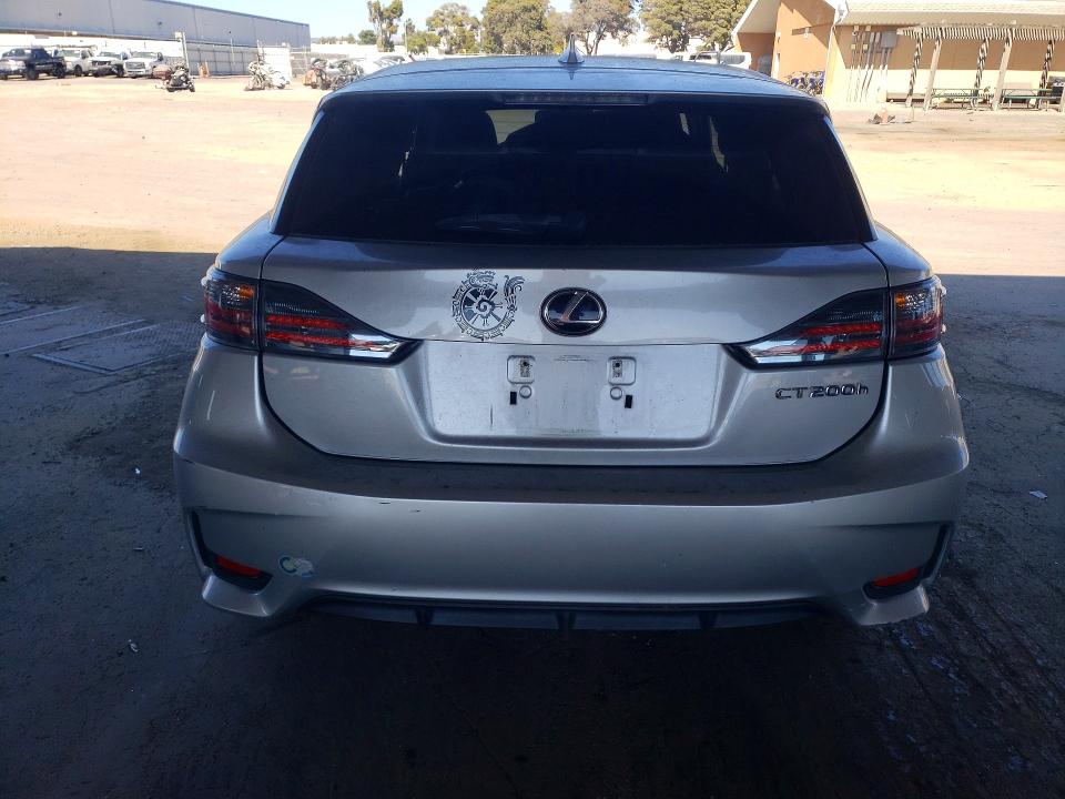 60472106 :رقم المزاد ، JTHKD5BH3F2213744 vin ، 2015 Lexus Ct مزاد بيع