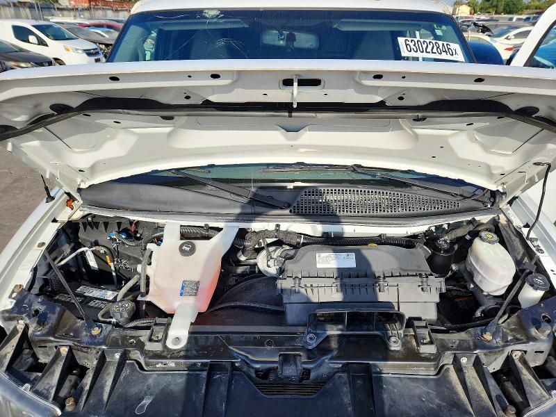 63022846 :رقم المزاد ، 1GCZGGFP4N1165437 vin ، 2022 Chevrolet Express G3500 مزاد بيع