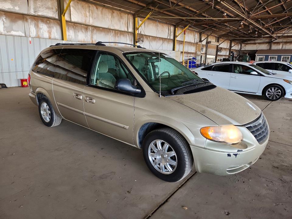 Продажа на аукционе авто 2005 Chrysler Town & Country, vin: 2C4GP54L15R524654, номер лота: 61208346