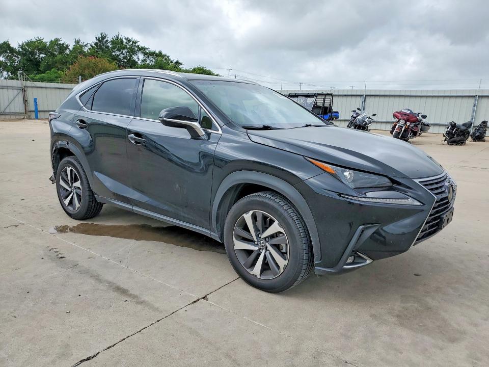 60831886 :رقم المزاد ، JTJYARBZ6J2097627 vin ، 2018 Lexus Nx 300 مزاد بيع