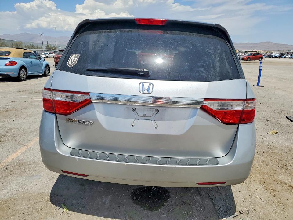 2011 Honda Odyssey მანქანა იყიდება აუქციონზე, vin: 5FNRL5H42BB010696, აუქციონის ნომერი: 61194146