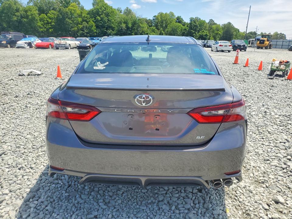 Продаж на аукціоні авто 2024 Toyota Camry, vin: 4T1G11AK6RU208712, номер лоту: 61209126