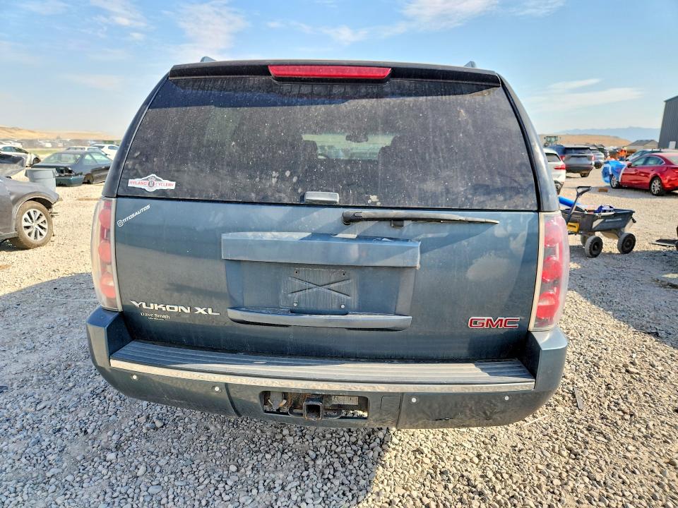 Продажа на аукционе авто 2007 Gmc Yukon Xl, vin: 1GKFK66827J225338, номер лота: 61151716
