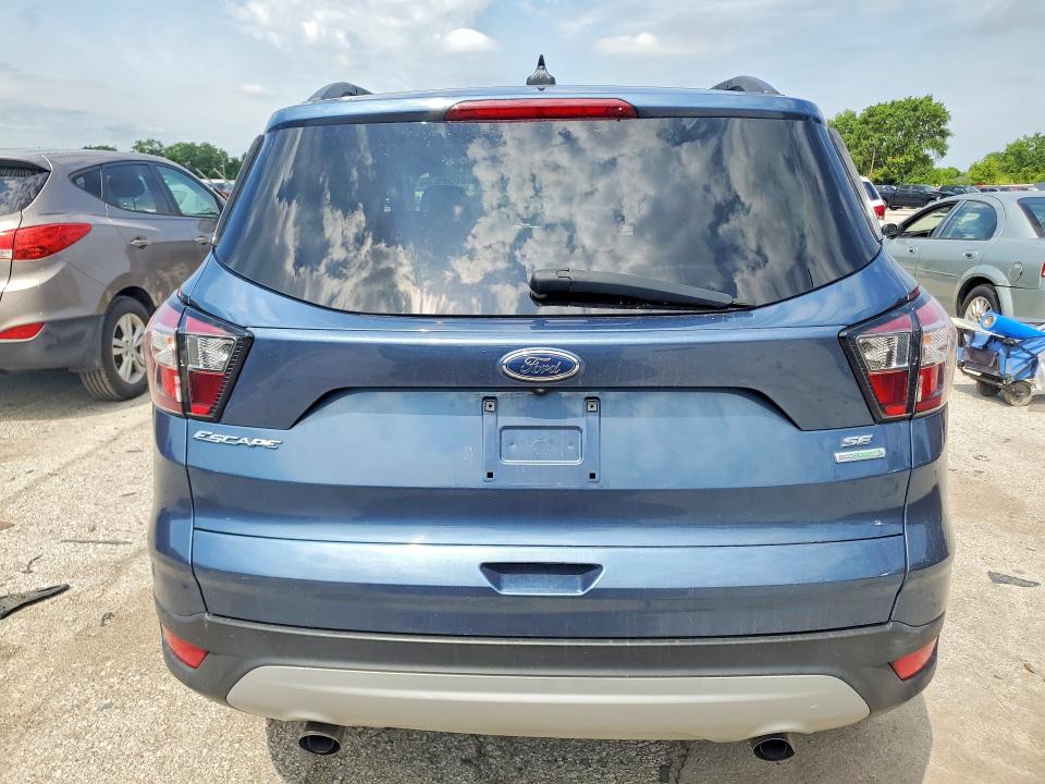 2018 Ford Escape მანქანა იყიდება აუქციონზე, vin: 1FMCU0GD2JUA52018, აუქციონის ნომერი: 60589656