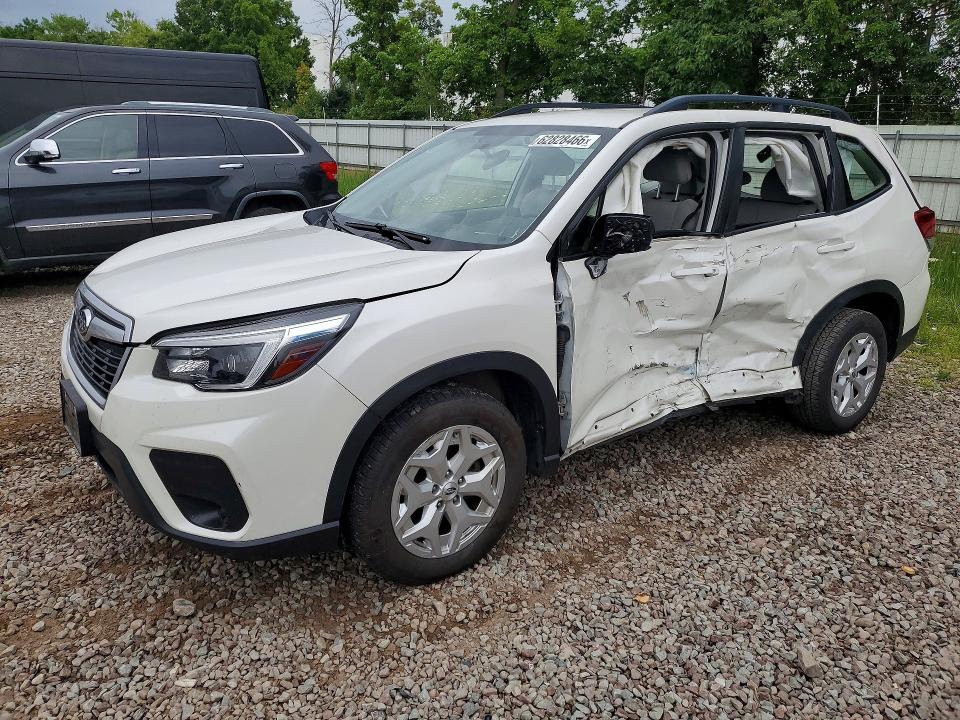 62828466 :رقم المزاد ، JF2SKADC3MH539427 vin ، 2021 Subaru Forester مزاد بيع