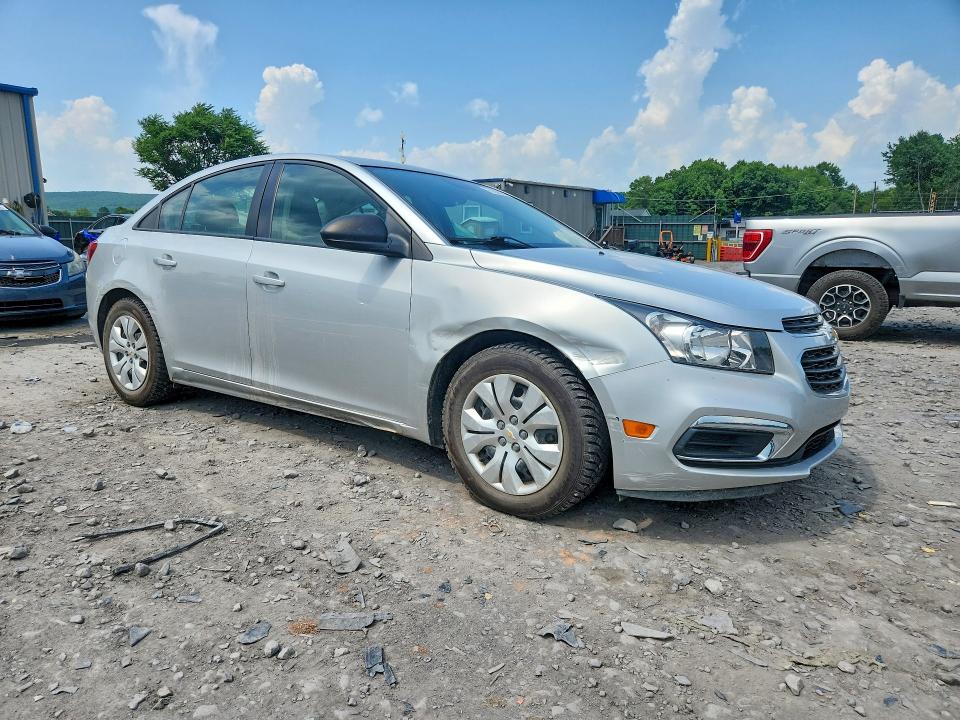 76293525 :رقم المزاد ، 1G1PA5SG8F7102903 vin ، 2015 Chevrolet Cruze مزاد بيع