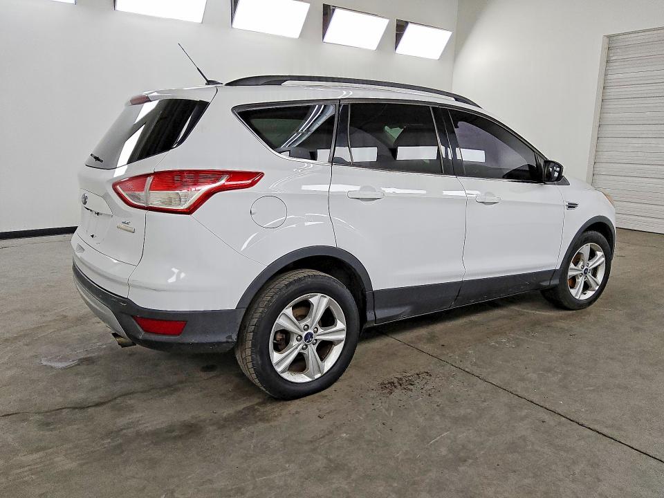 Продажа на аукционе авто 2016 Ford Escape, vin: 1FMCU0GX6GUA91441, номер лота: 60403986