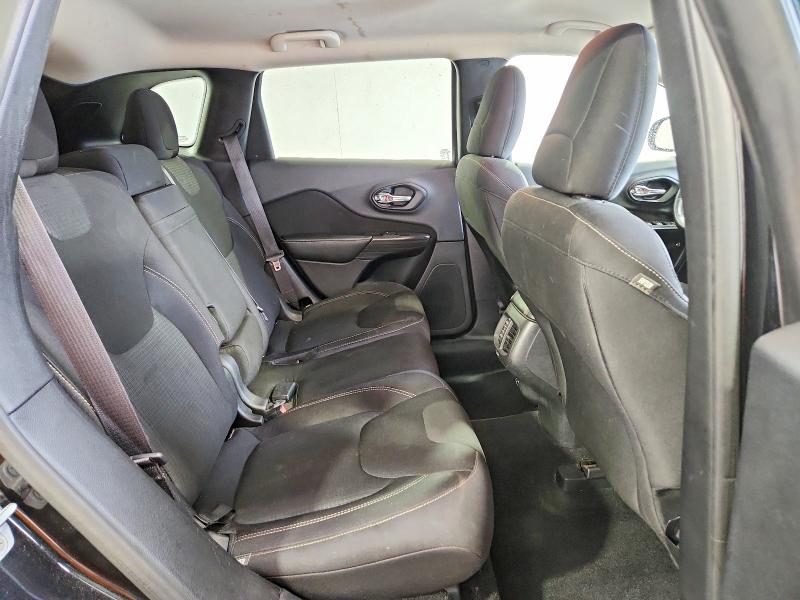 Продаж на аукціоні авто 2015 Jeep Cherokee, vin: 1C4PJLCB7FW742556, номер лоту: 62318916