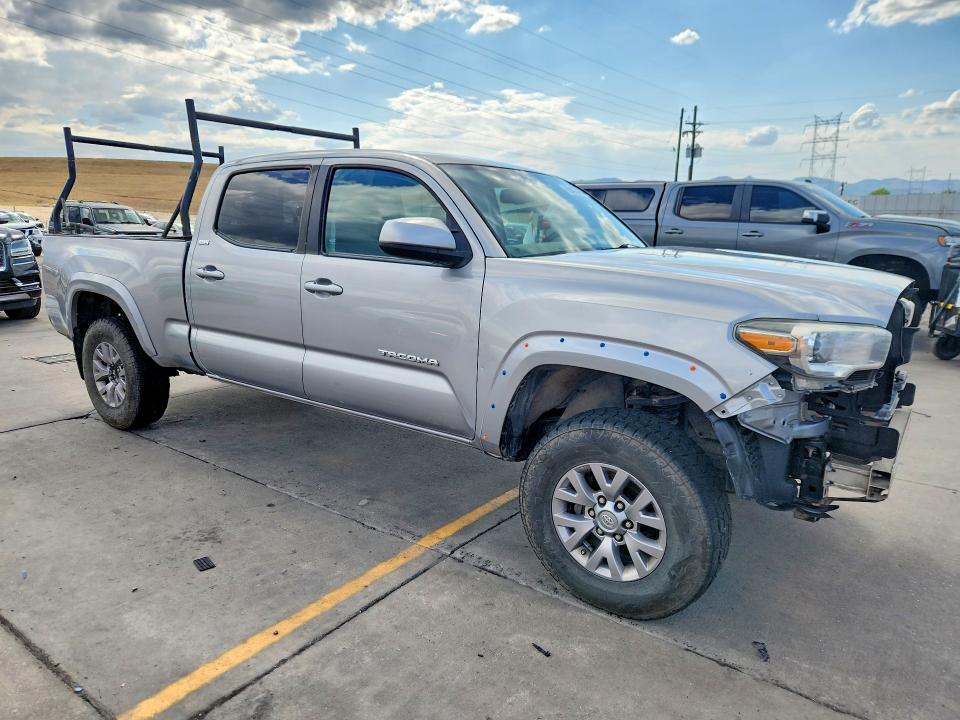 60425696 :رقم المزاد ، 3TMDZ5BN6HM019870 vin ، 2017 Toyota Tacoma مزاد بيع
