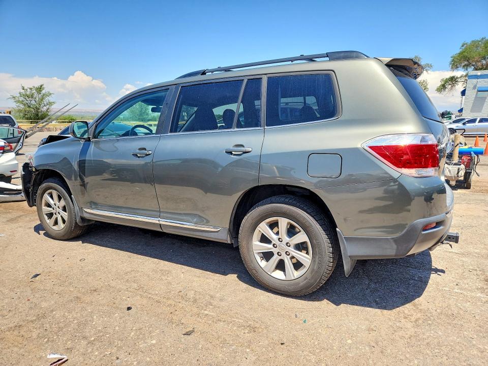 61231966 :رقم المزاد ، 5TDBK3EH9CS104281 vin ، 2012 Toyota Highlander مزاد بيع
