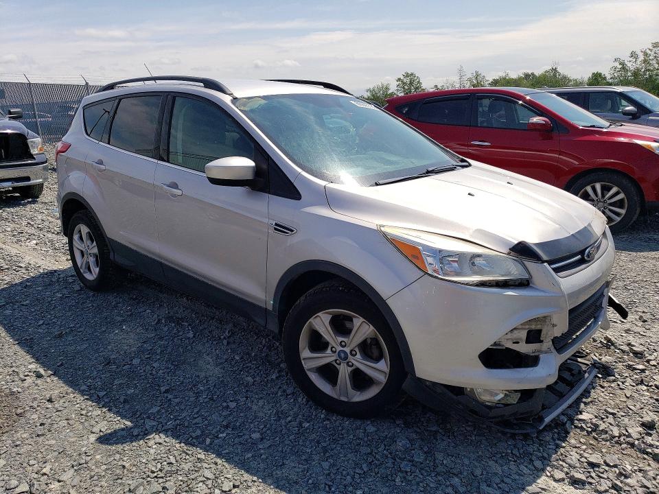60925706 :رقم المزاد ، 1FMCU0GX8DUD27700 vin ، 2013 Ford Escape مزاد بيع