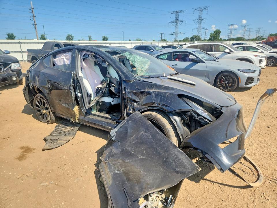 61526816 :رقم المزاد ، 7SAYGDEE3PF794422 vin ، 2023 Tesla Model Y مزاد بيع