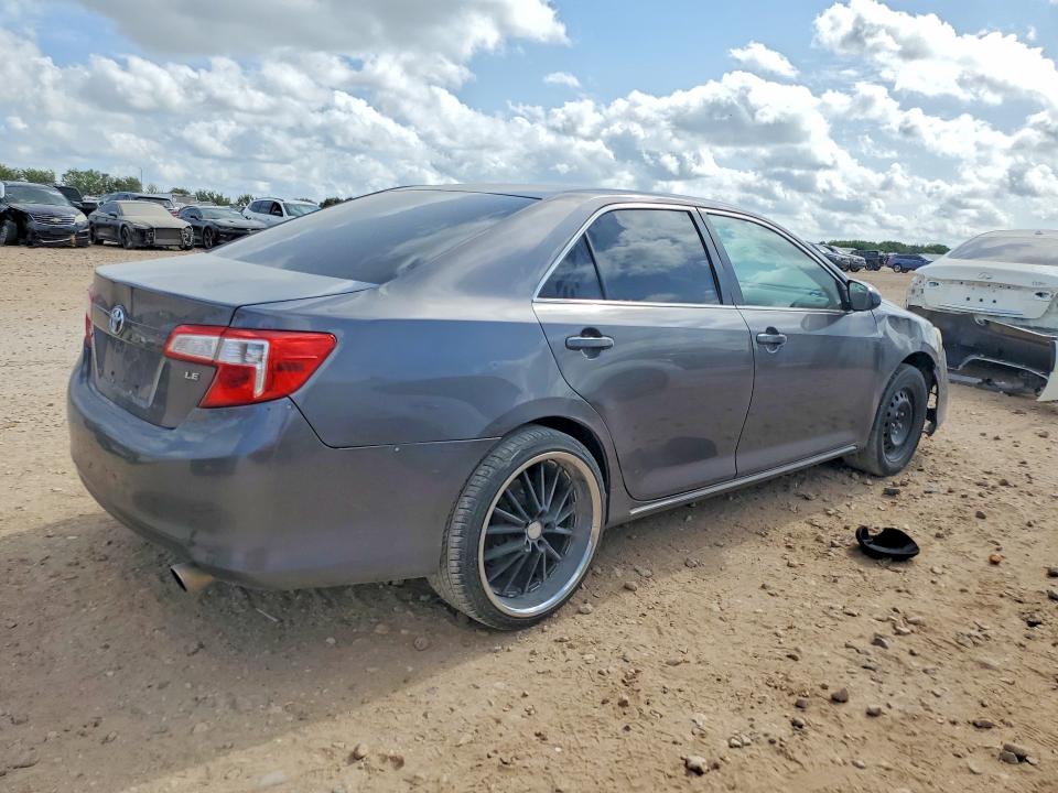 60775466 :رقم المزاد ، 4T4BF1FK2ER427297 vin ، 2014 Toyota Camry مزاد بيع