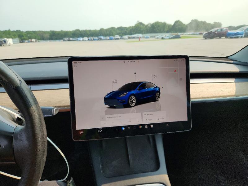 61124976 :رقم المزاد ، 5YJ3E1EA0NF290318 vin ، 2022 Tesla Model 3 مزاد بيع