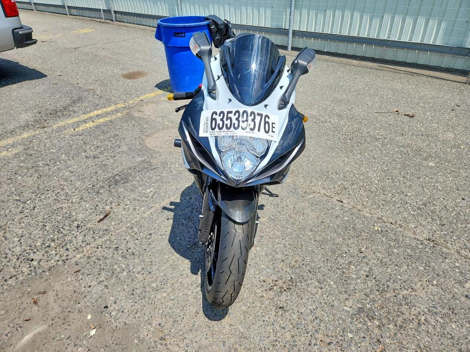 2014 Suzuki Gsx-r600 მანქანა იყიდება აუქციონზე, vin: JS1GN7FA5E2100075, აუქციონის ნომერი: 63539376