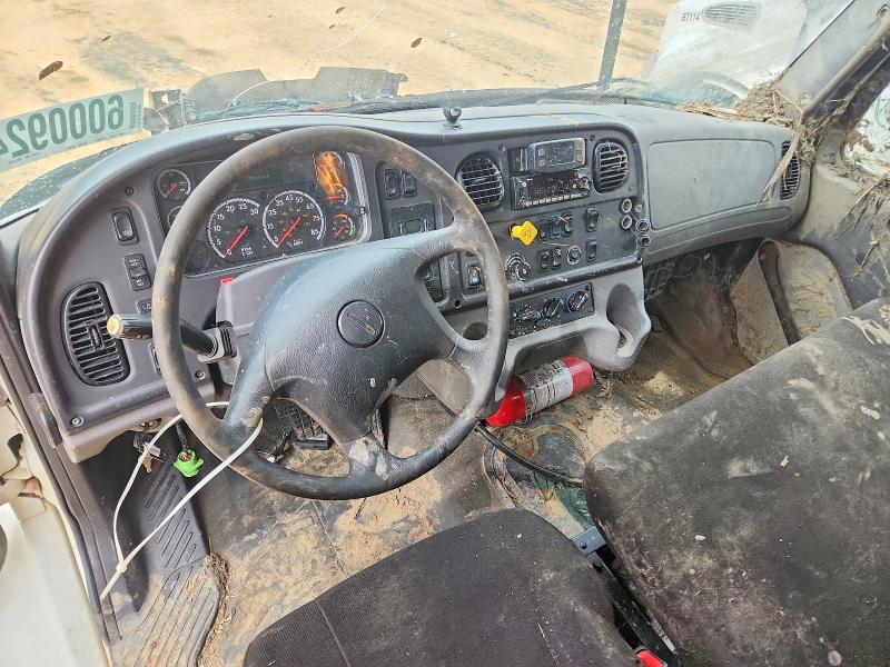 Продажа на аукционе авто 2022 Freightliner M2, vin: 3ALHCYFE5NDMV0404, номер лота: 60009246