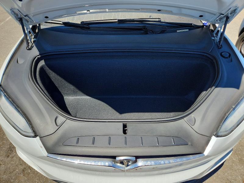 2020 Tesla Model X მანქანა იყიდება აუქციონზე, vin: 5YJXCDE24LF230945, აუქციონის ნომერი: 60853976