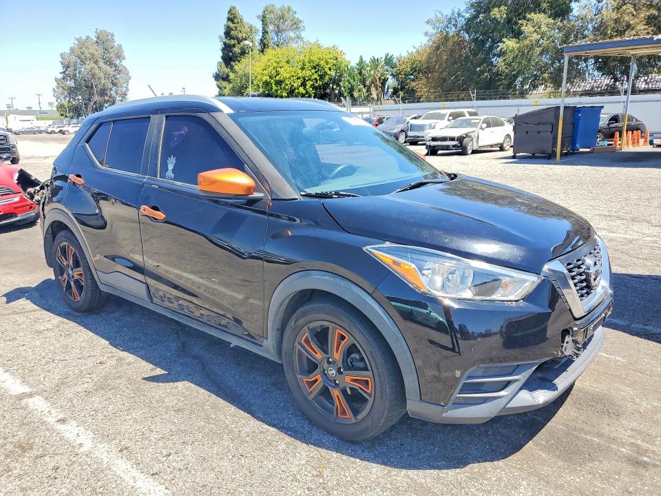 2019 Nissan Kicks მანქანა იყიდება აუქციონზე, vin: 3N1CP5CU7KL497383, აუქციონის ნომერი: 60326166