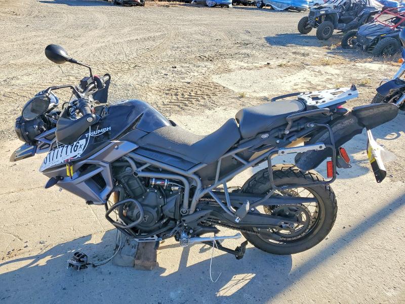 61777116 :رقم المزاد ، SMTE07BF9HT780334 vin ، 2017 Triumph Motorcycle Tiger مزاد بيع