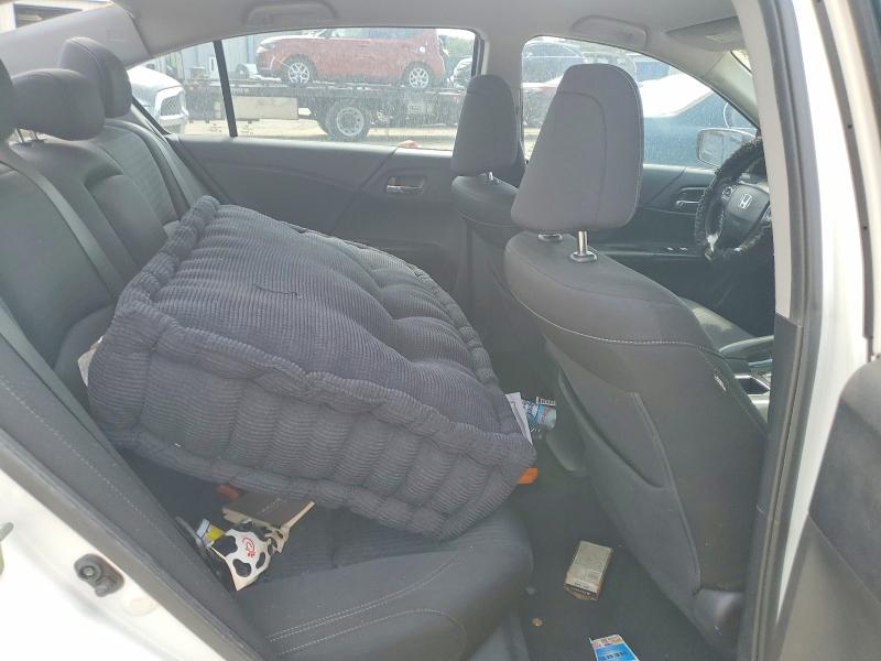 62823866 :رقم المزاد ، 1HGCR2F59FA058209 vin ، 2015 Honda Accord مزاد بيع