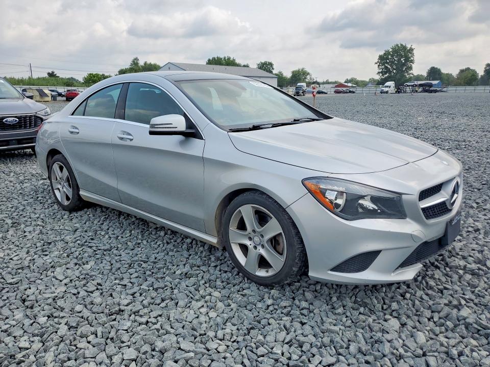 62818186 :رقم المزاد ، WDDSJ4GB2FN204403 vin ، 2015 Mercedes-benz Cla مزاد بيع