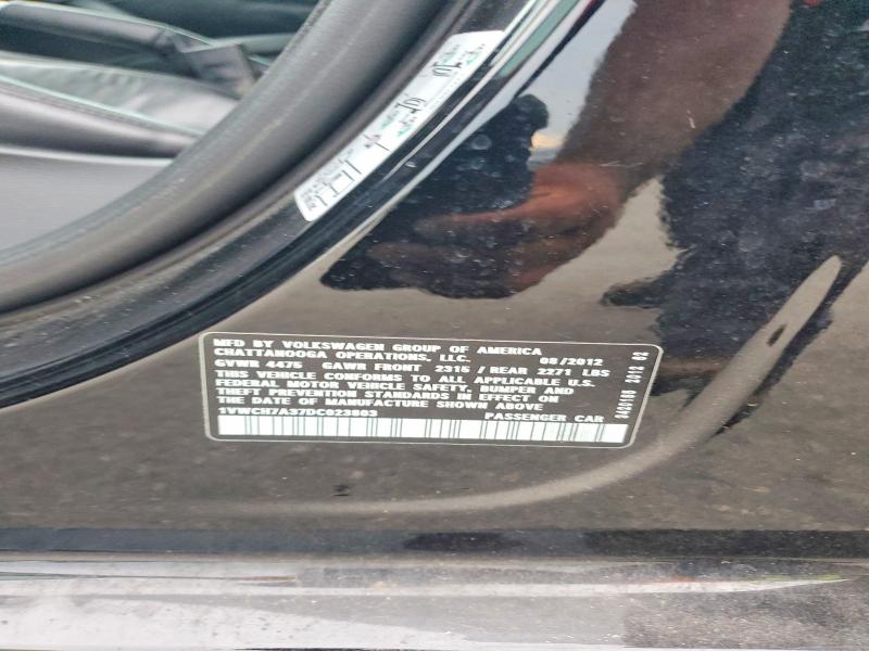61722686 :رقم المزاد ، 1VWCH7A37DC023803 vin ، 2013 Volkswagen Passat مزاد بيع