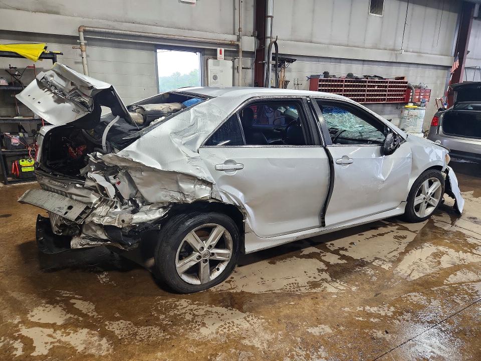 2013 Toyota Camry მანქანა იყიდება აუქციონზე, vin: 4T1BF1FKXDU259840, აუქციონის ნომერი: 60315006