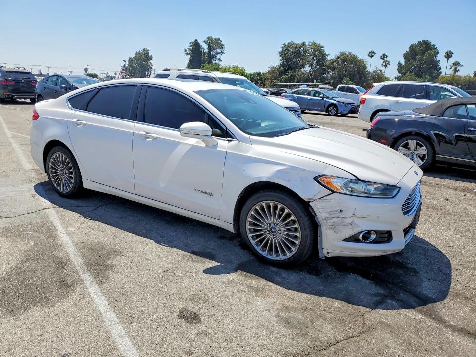 2013 Ford Fusion მანქანა იყიდება აუქციონზე, vin: 3FA6P0RUXDR363106, აუქციონის ნომერი: 60243786