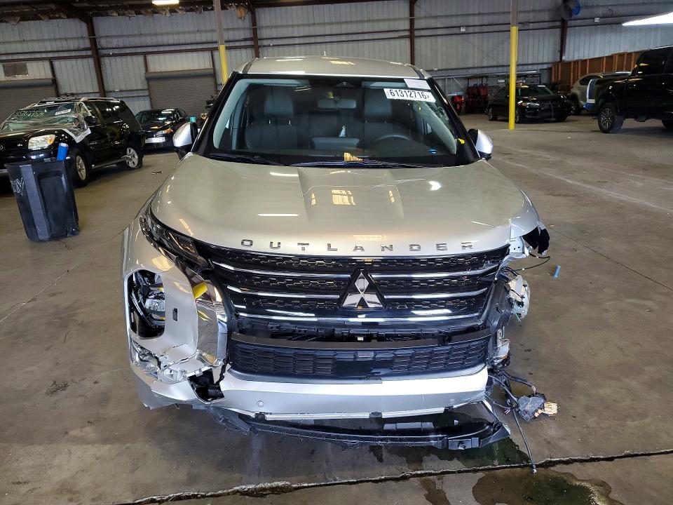 61312716 :رقم المزاد ، JA4J4UA89PZ045894 vin ، 2023 Mitsubishi Outlander مزاد بيع