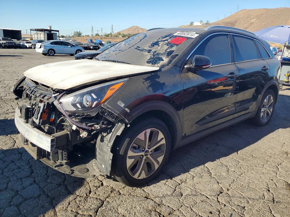 2022 Kia Niro მანქანა იყიდება აუქციონზე, vin: KNDCE3LG6N5145997, აუქციონის ნომერი: 60082616