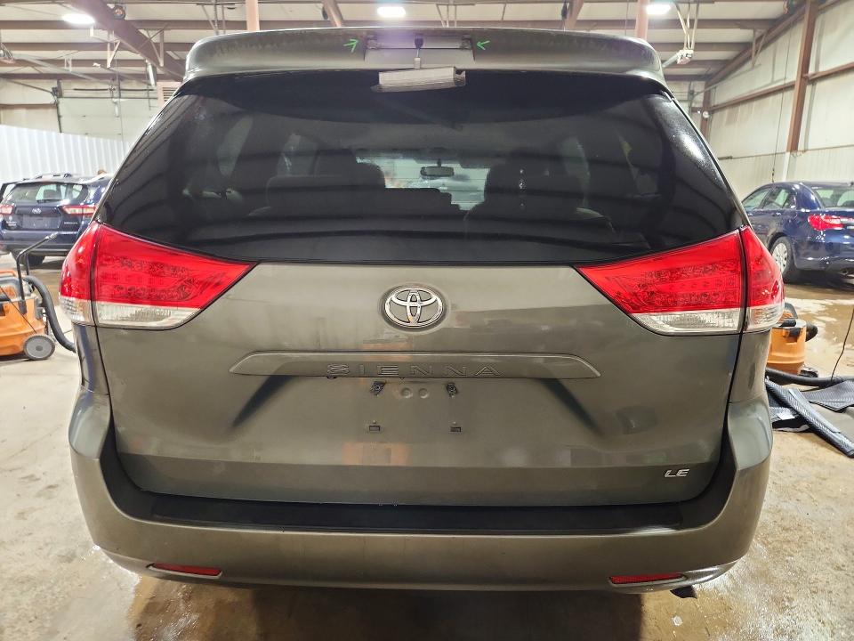 Aukcja sprzedaży 2011 Toyota Sienna, vin: 5TDKK3DCXBS148133, numer aukcji: 61229526