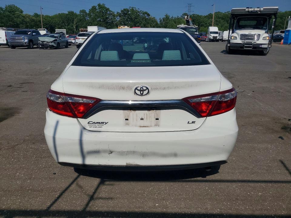2015 Toyota Camry მანქანა იყიდება აუქციონზე, vin: 4T4BF1FK2FR487873, აუქციონის ნომერი: 59306076