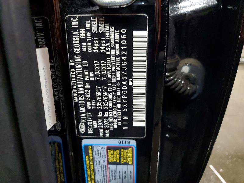 60243046 :رقم المزاد ، 5XYPGDA57JG421060 vin ، 2018 Kia Sorento مزاد بيع
